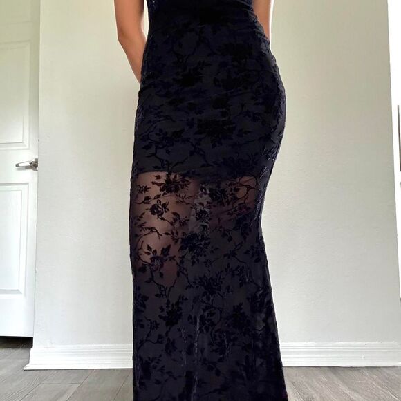 Papaya black velvet burnout maxi dress - Picture 5 of 8